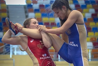 Чемпионат России по женской борьбе 2017 года.