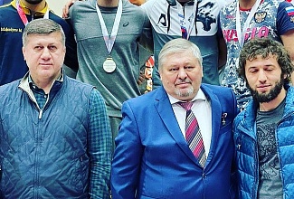 Золото открытого турнира по вольной борьбе в Кисловодске
