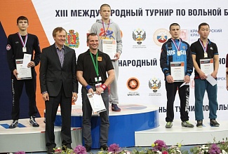  XIII международный юношеский турнир по вольной борьбе на призы трехкратного олимпийского чемпиона Бувайсара Сайтиева.
